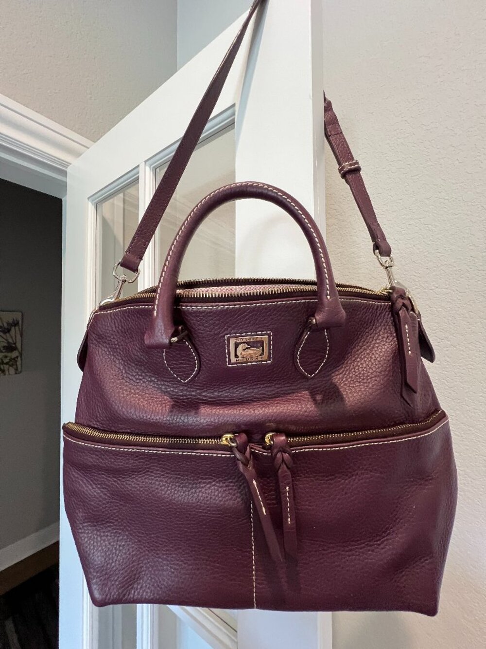 Crossbody purse